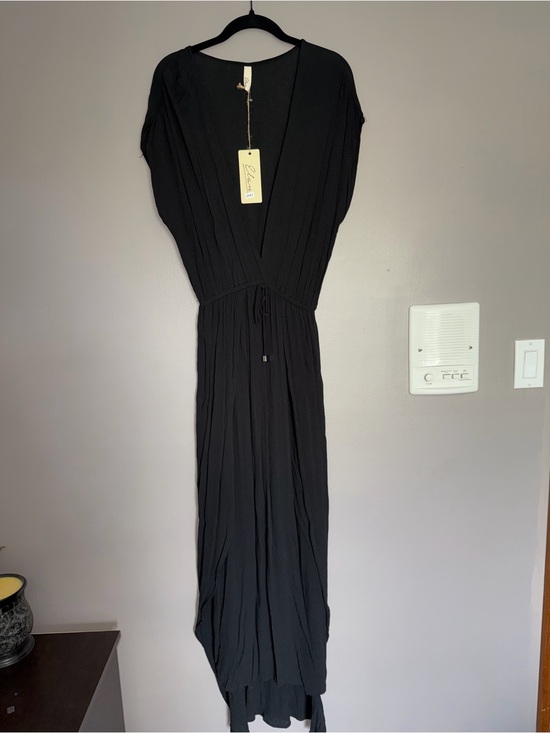 Elan Dresses & Skirts - Elan Black Maxi Dress with V-Neck and Drawstring Waist